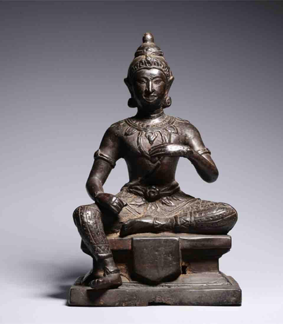 A Chinese Bronze Buddha StatueÂ  (1 of 7)