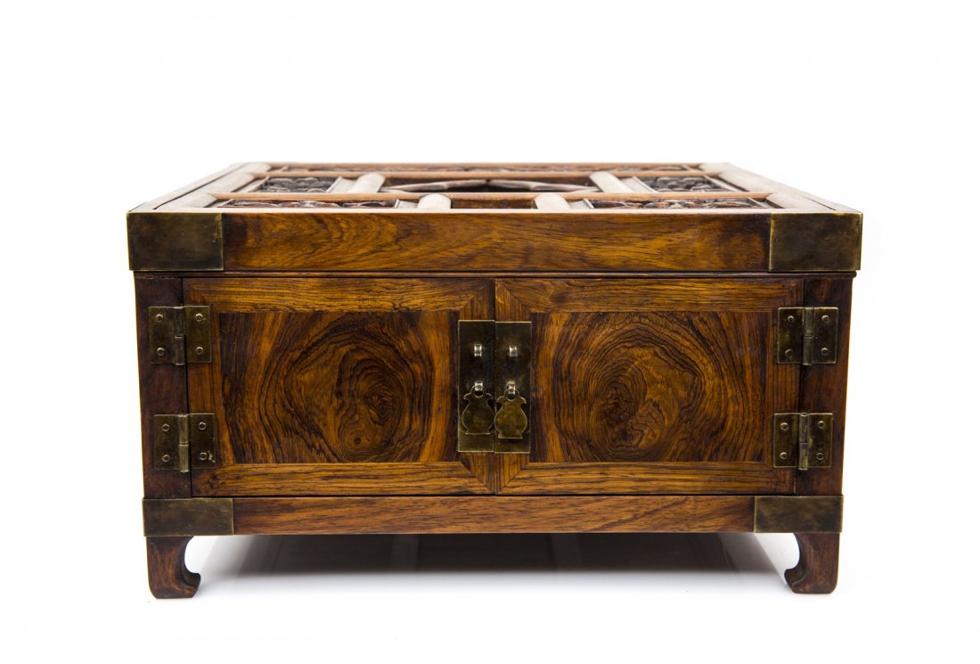 A ROSEWOOD MIRROR STAND (1 of 8)