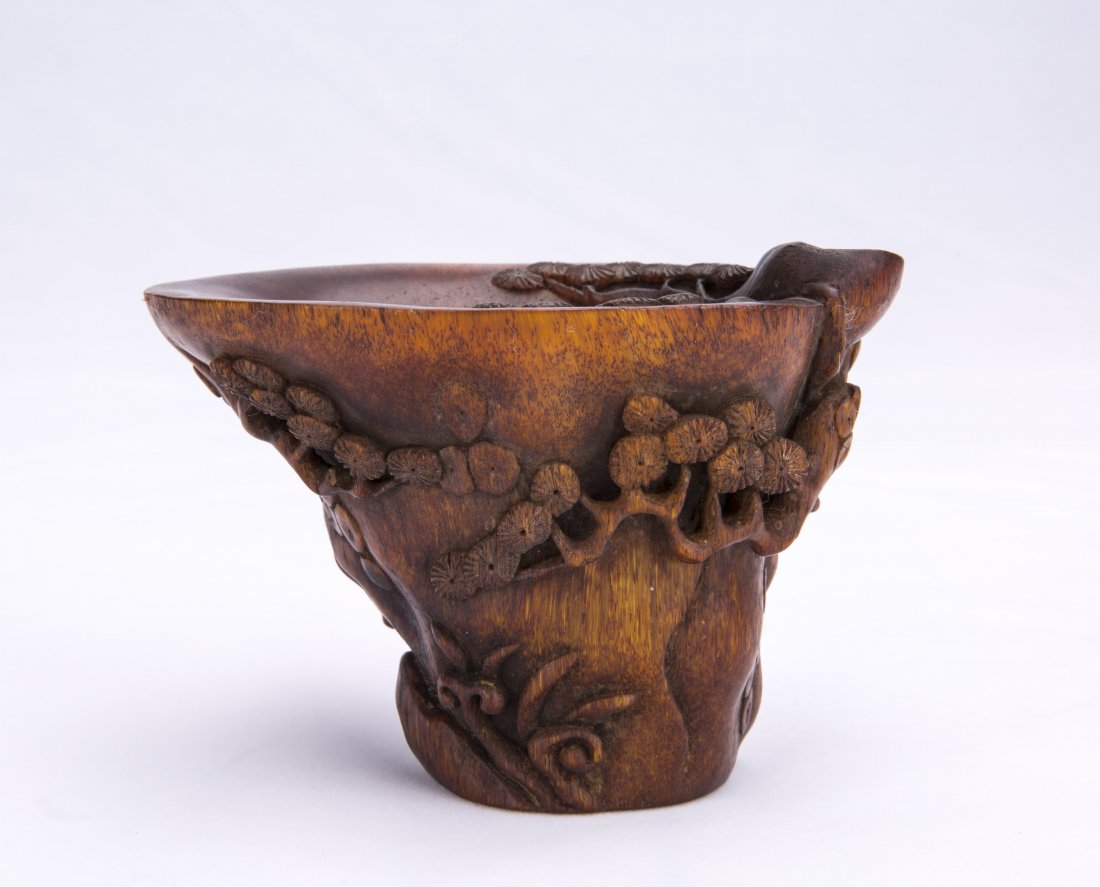 A POSSIBLY CARVED HORN CUP (1 of 4)