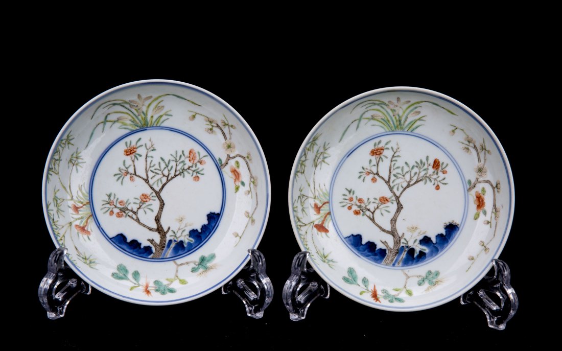 A PAIR OF CHINESE DOUCAI DISHES (1 of 3)