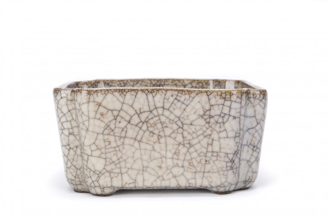 A Chinese Porcelain Water Pot (1 of 6)