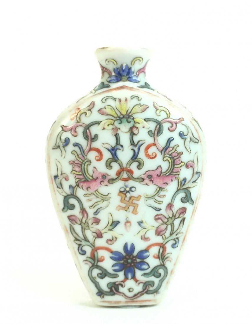 A Chinese Porcelain Snuff Bottle (1 of 7)