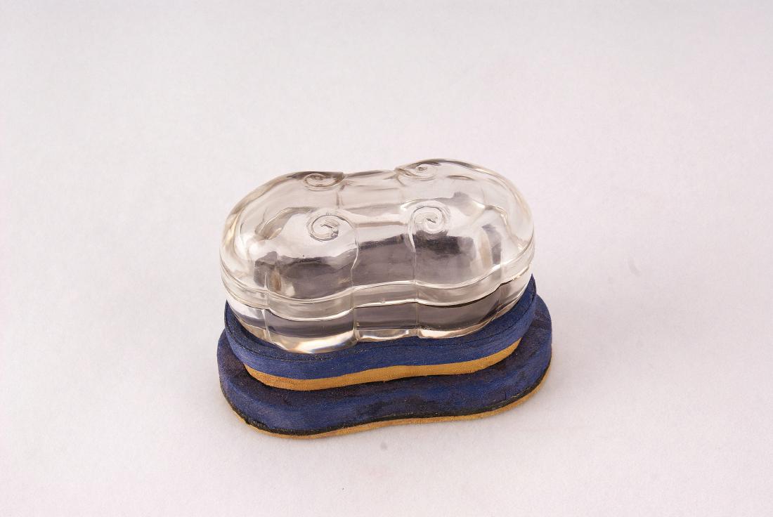 A Chinese Crystal Stone Box with Cover and Base (1 of 5)