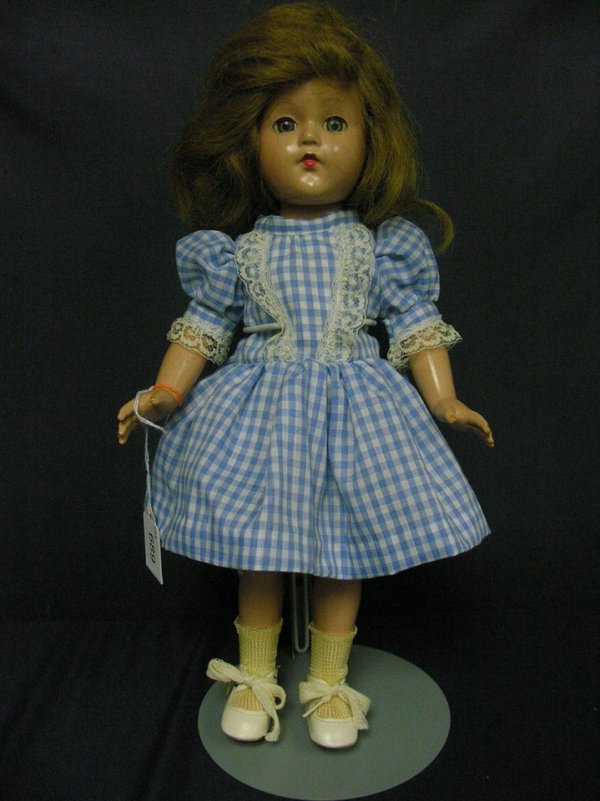 EFFANBEE ANN SHIRLEY COMPOSITION: EFFANBEE ANN SHIRLEY COMPOSITION Sleep eyes, closed mouth, very good condition, minor crazing to eyes, Size: 14 1/2''