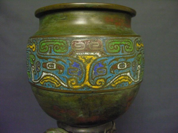 JAPANESE BRONZE AND ENAMEL DRAGON VASE - 4