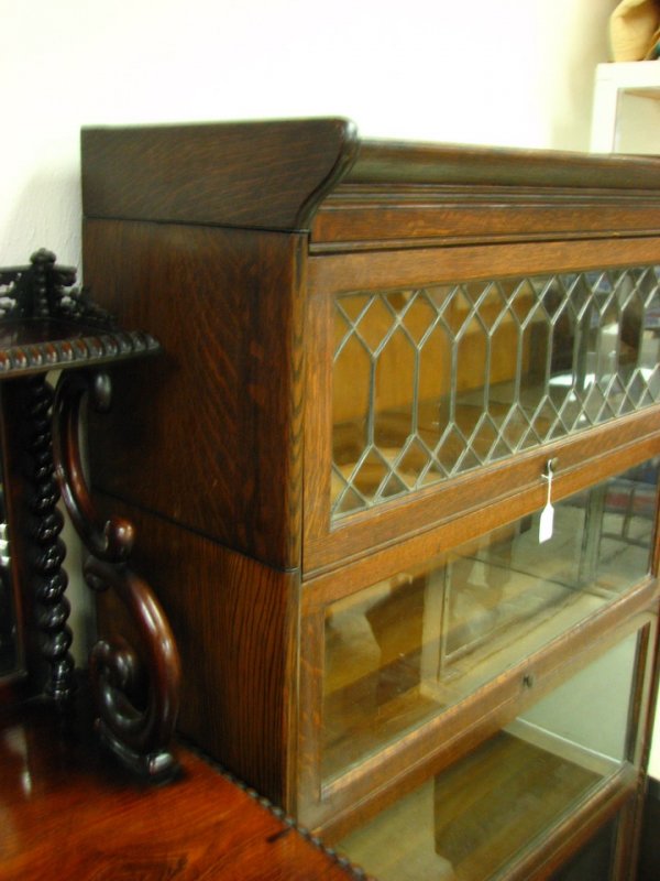 TIGER OAK LEADED GLASS STACK BOOKCASE - 4