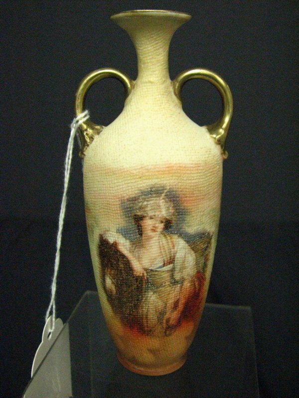 ROYAL BAYREUTH TAPESTRY VASE