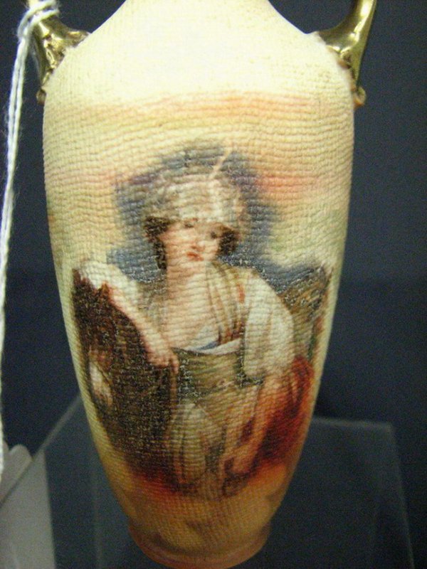 ROYAL BAYREUTH TAPESTRY VASE - 2