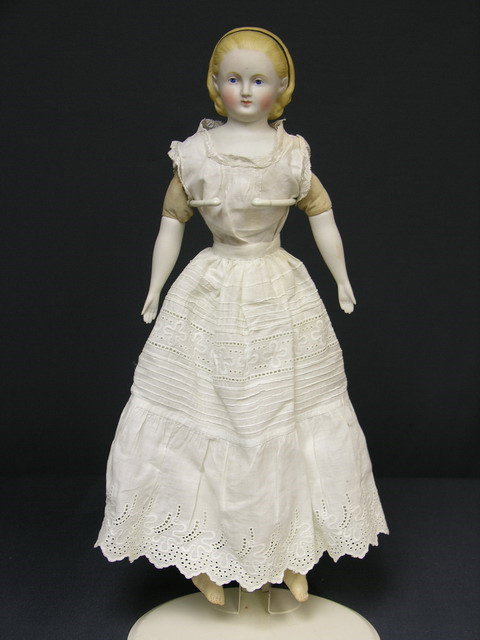 17 1/2 inch PARIAN DOLL ALICE