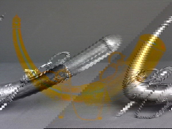 EARLY ARABIAN POWDERHORN: EARLY ARABIAN POWDERHORN Circa 1800's, 19''L