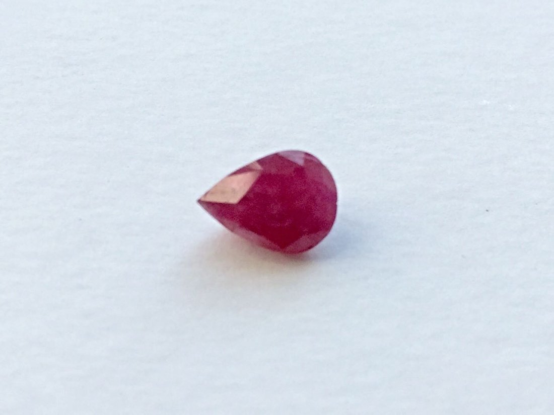 Natural Burmese ruby 1,6ct (1 of 1)