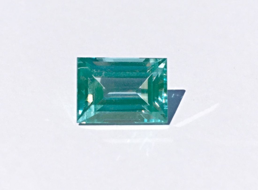 Natural faceted paraiba tourmaline (1 of 1)