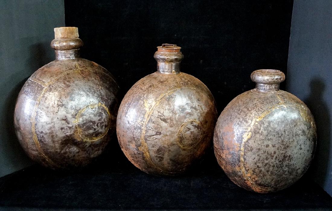 3 METAL VESSELS (1 of 5)