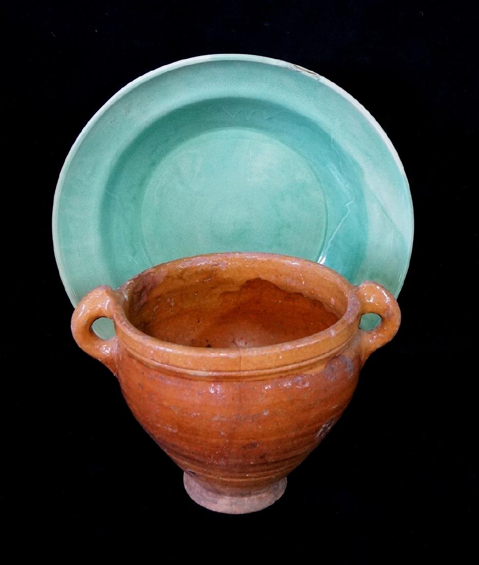 2 POTTERY BOWLS (1 of 8)