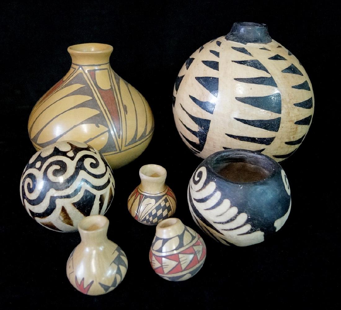 GROUP 7 SOUTH AMERICAN POTTERY VASES (1 of 6)