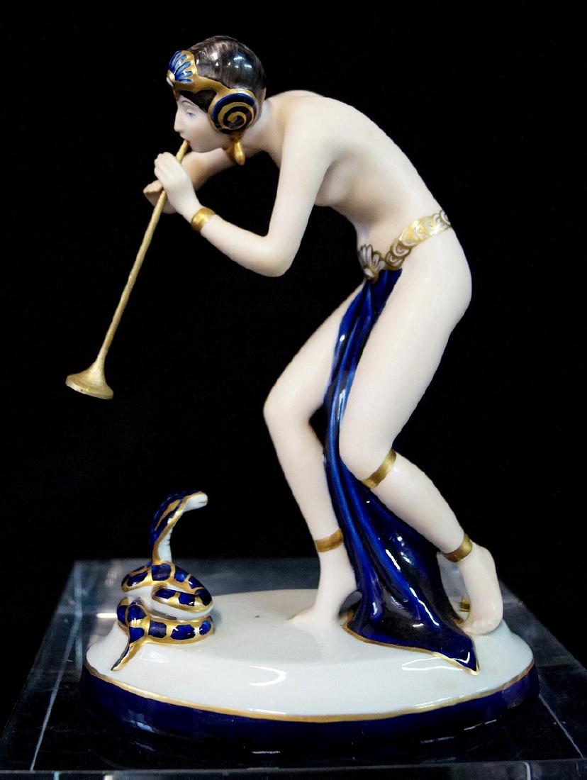 ROYAL DUX SNAKE CHARMER (1 of 6)