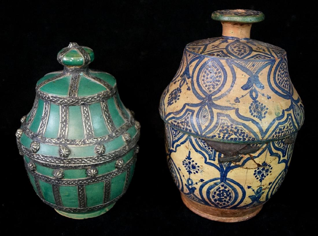 2 SOUTH AMERICAN POTTERY COVERED BOWLS (1 of 10)