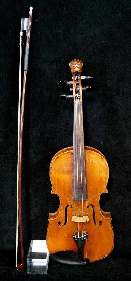 GERMAN VIOLIN AFTER JOHANN GOTFRIED HAMM: GERMAN VIOLIN AFTER JOHANN GOTFRIED HAMM W/LION FIGURAL HEAD 23X7