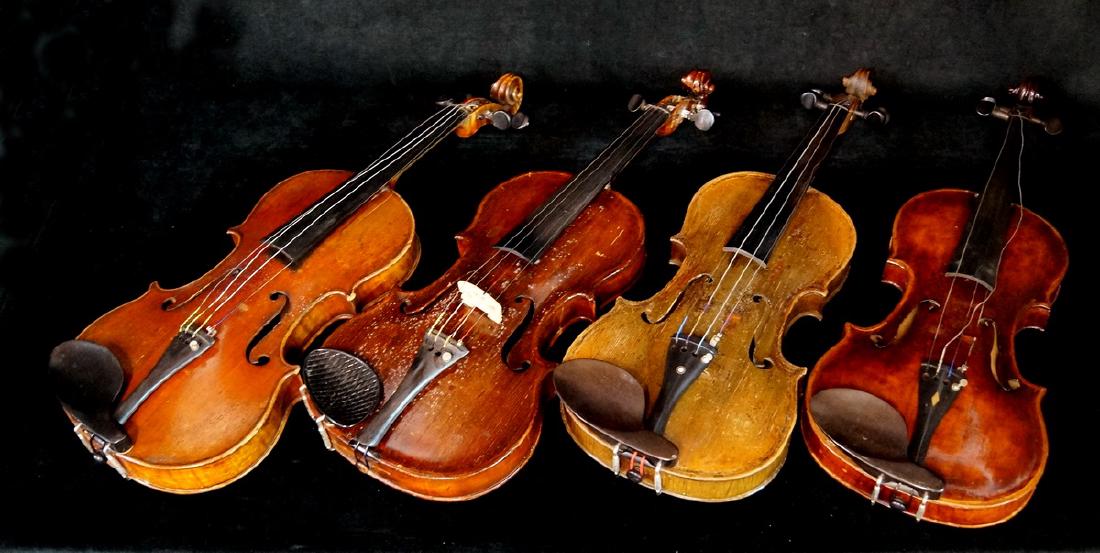 GROUP 4 VIOLINS: GROUP 4 VIOLINS, NO LABELS (AS IS) CONDITION
