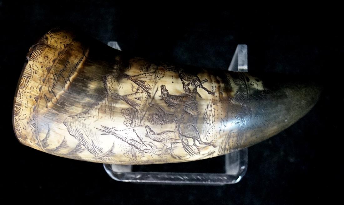 POWDERHORN ENGRAVED HORN WITH INDIANS: POWDERHORN ENGRAVED HORN WITH INDIANS, 6"L