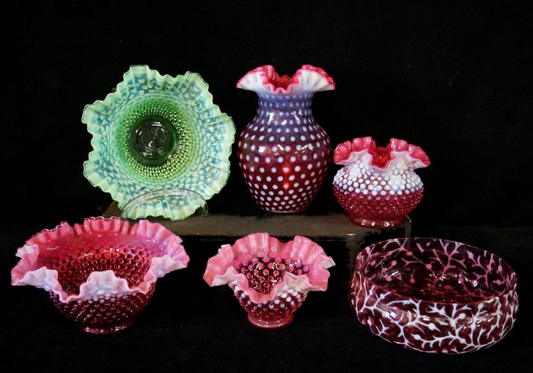 LOT CRANBERRY FENTON GLASS: LOT CRANBERRY FENTON GLASS & 1 PIECE GREEN HOBNAIL 9.5"H