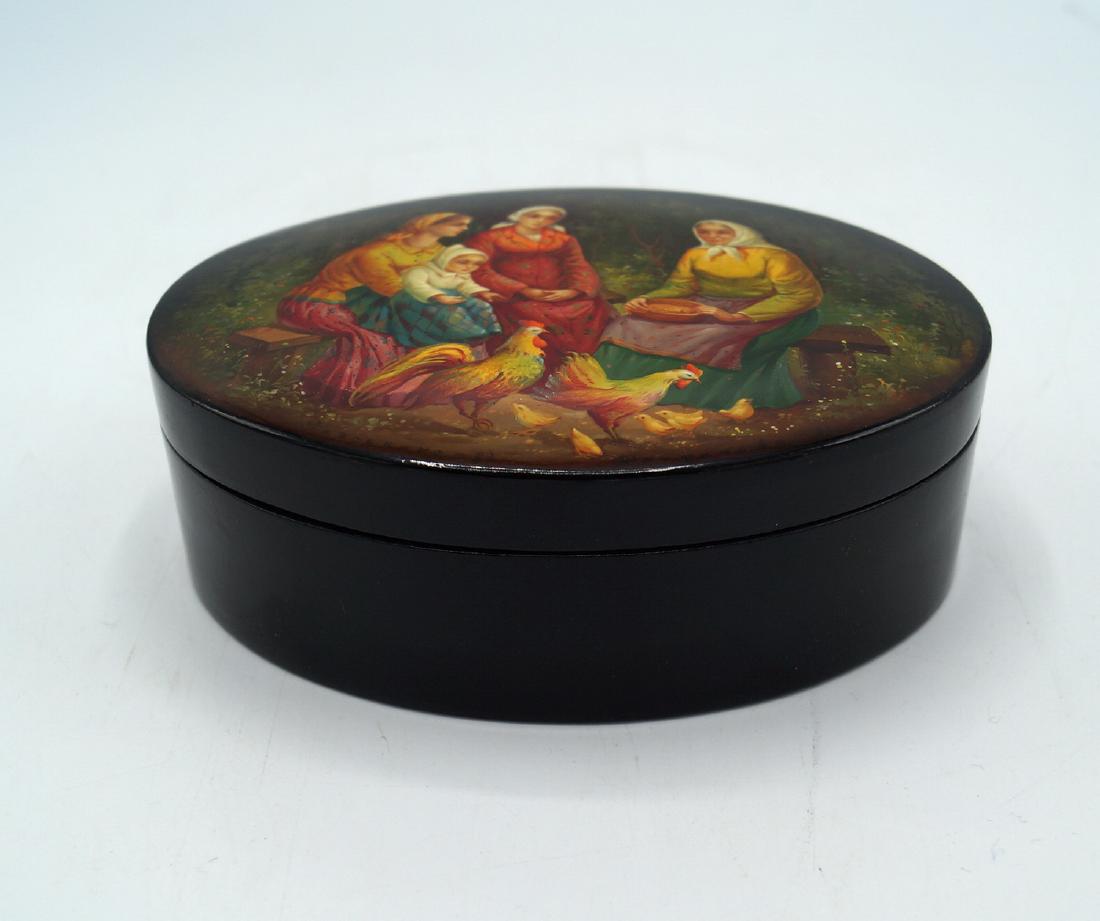RUSSIAN LACQUER OVAL BOX (1 of 4)