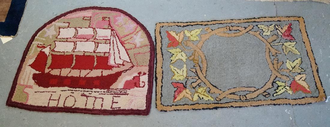 2 HOOKED RUGS (1 of 6)