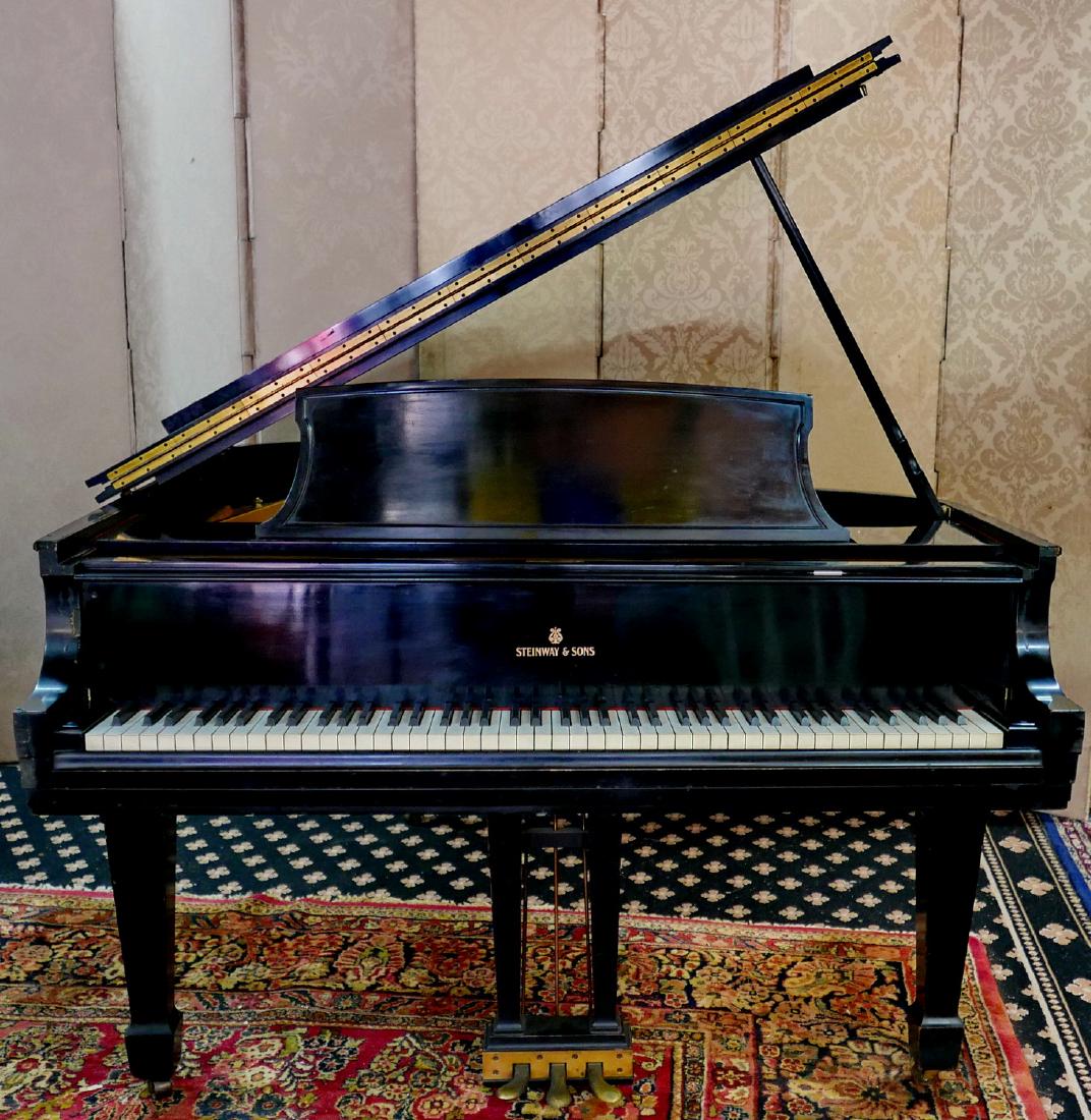 STEINWAY GRAND PIANO: STEINWAY MODEL L EBONY GRAND PIANO #303560