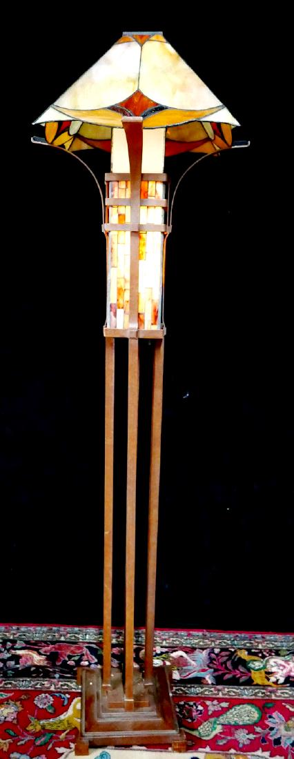 ARTS & CRAFTS SLAG GLASS FLOOR LAMP (1 of 5)