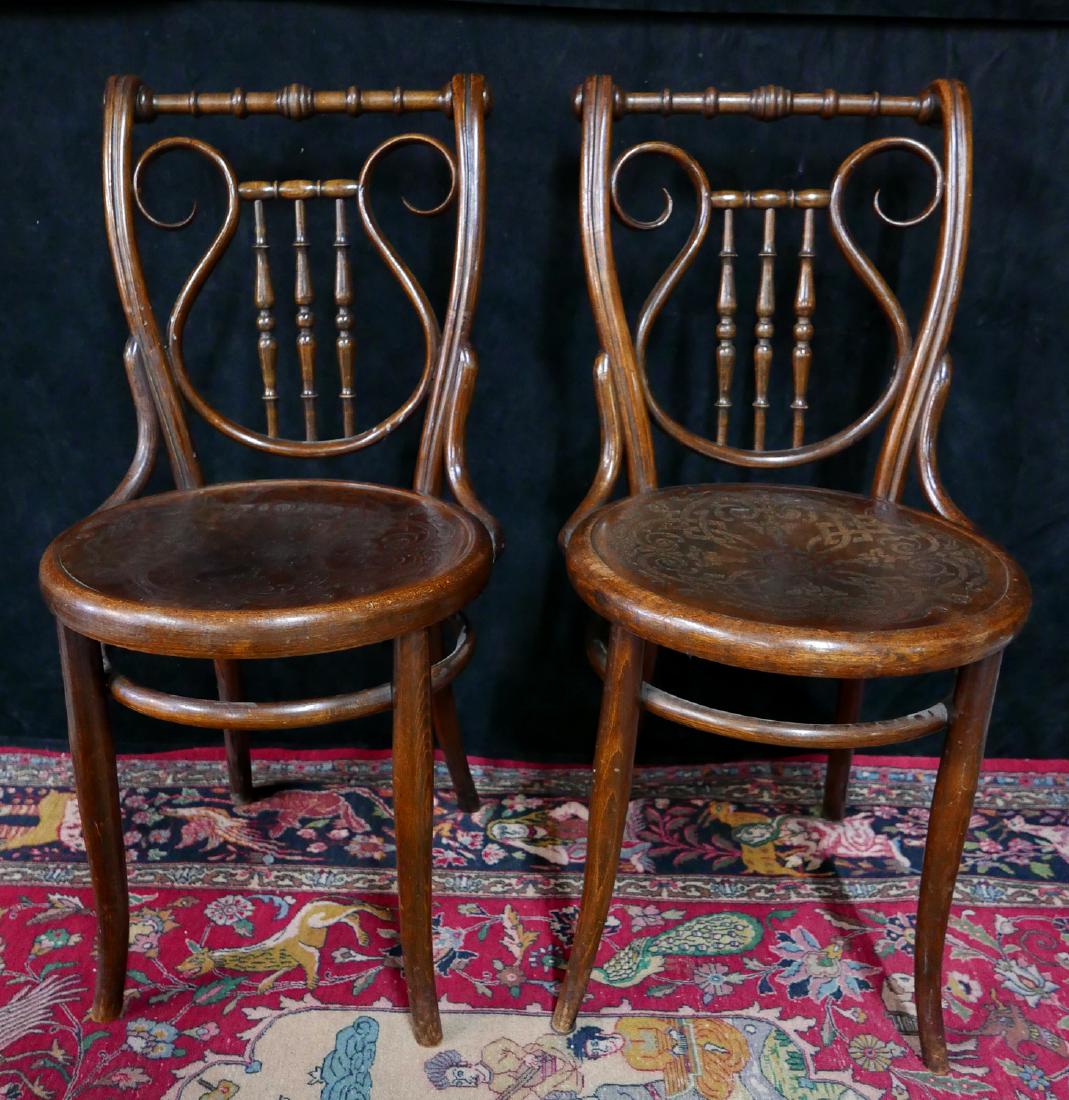 PR. THONET STYLE LYRE BACK CHAIRS: PR. THONET STYLE BENTWOOD LYRE BACK CHAIRS 35"H 16.5"W 16"D