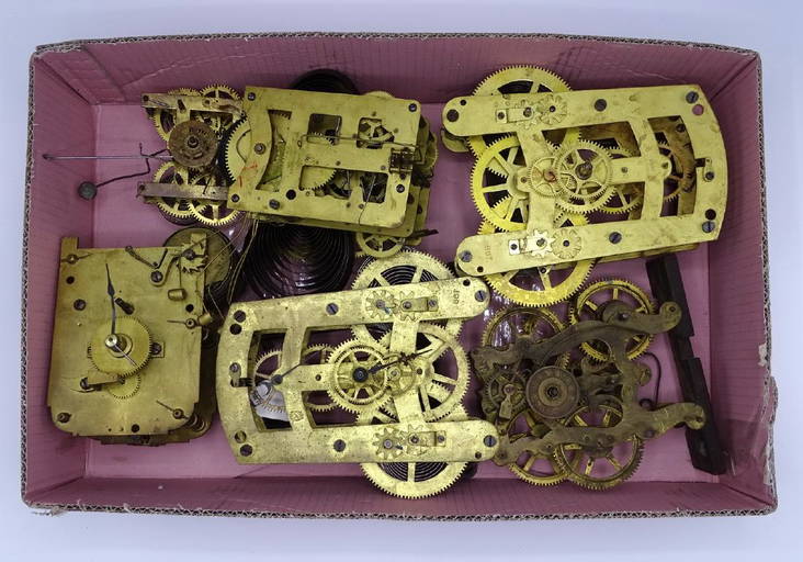 Lot 6 Vintage Clock Movements