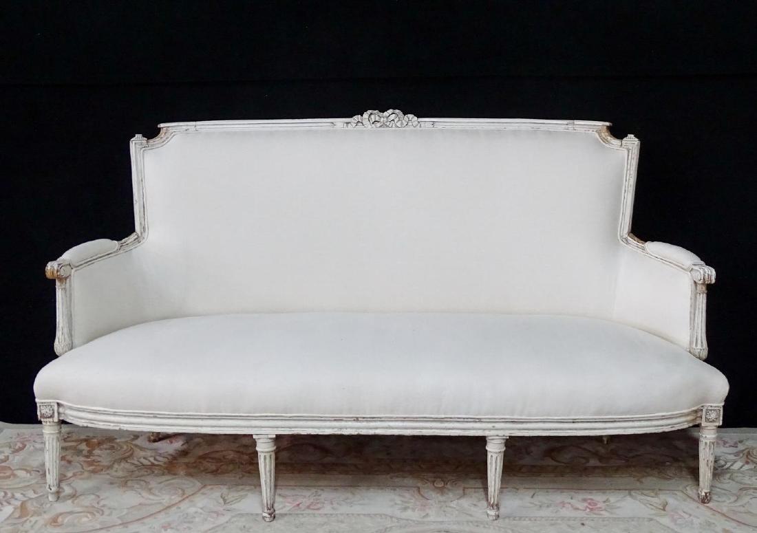 LOUIS XVI STYLE UPHOLSTERED SETTEE: LOUIS XVI STYLE UPHOLSTERED SETTEE 38.5"H 66"L 20"D