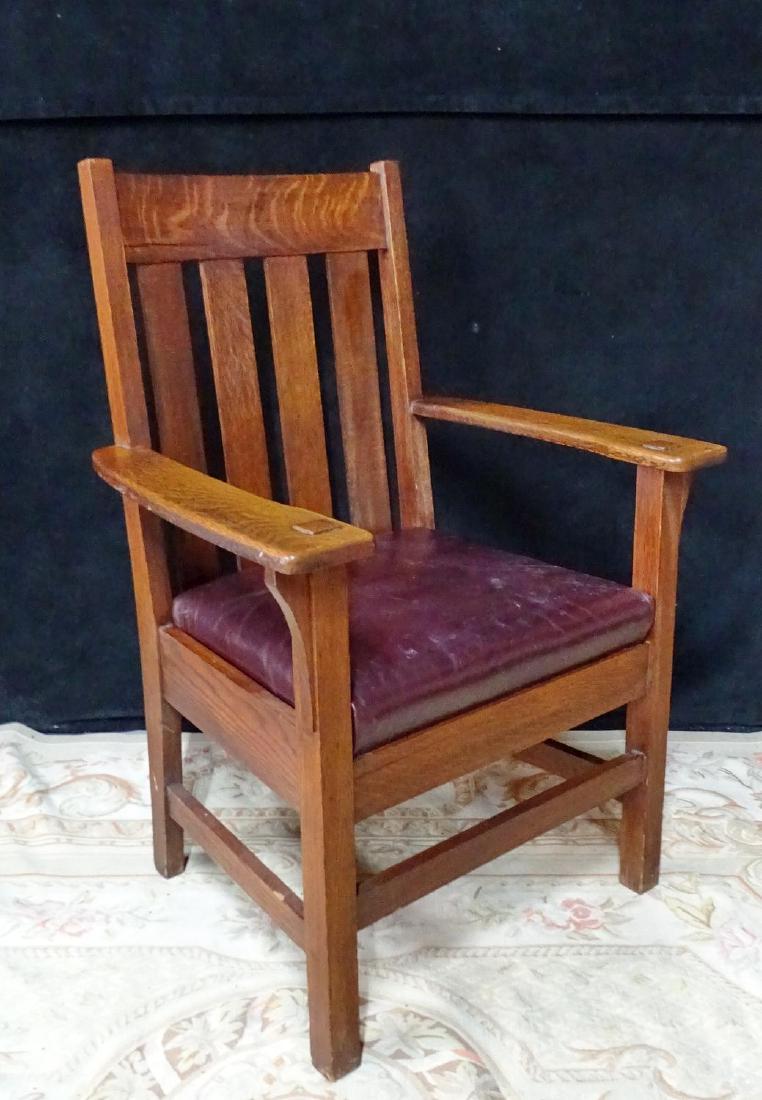ARM CHAIR ( GUSTAVE STICKLEY ?) 39"H 27.5" W 19.5"D: ARM CHAIR ( GUSTAVE STICKLEY ?) 39"H 27.5" W 19.5"D