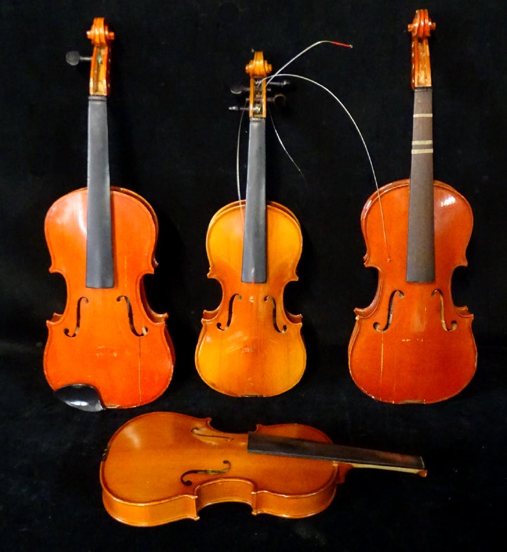 4 VIOLINS INC. MATHIAS THOMA, CREMONA & STRADIVARIUS: 4 VIOLINS INC. MATHIAS THOMA, CREMONA & STRADIVARIUS 20X7" LARGEST (AS IS CONDITION)