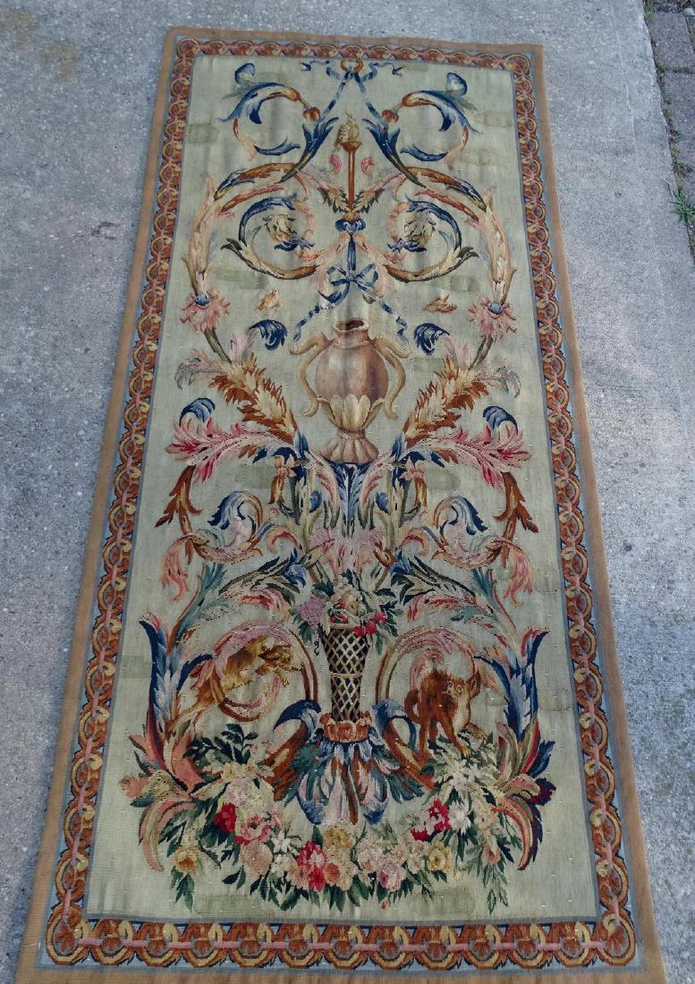 FRENCH AUBUSSON TAPESTRY: FRENCH AUBUSSON TAPESTRY 2'8 X 5'8