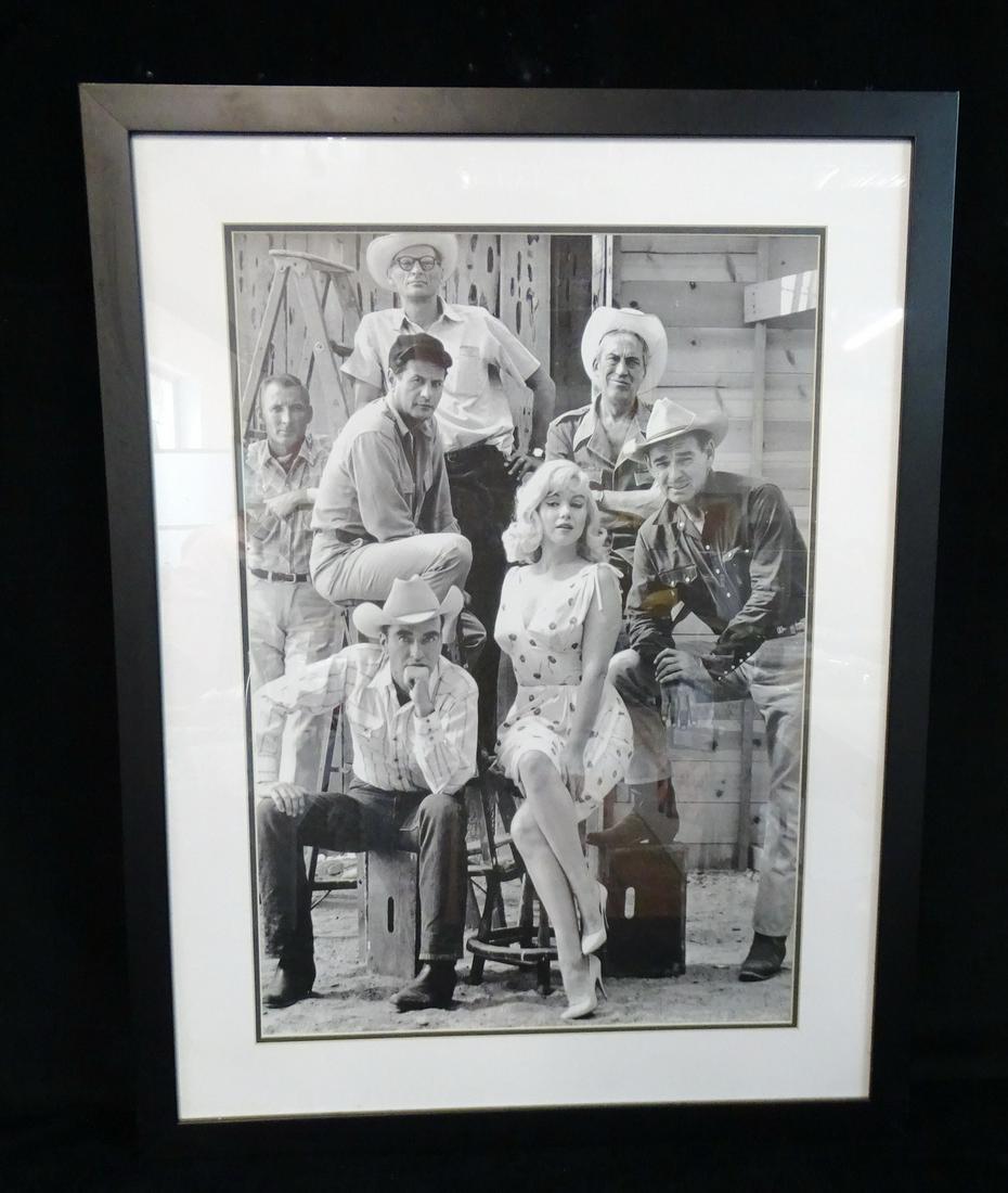 FRAMED PHOTOGRAPH; CAST & CREW OF "THE MISFITS": FRAMED PHOTOGRAPH; CAST & CREW OF "THE MISFITS" 26X19"