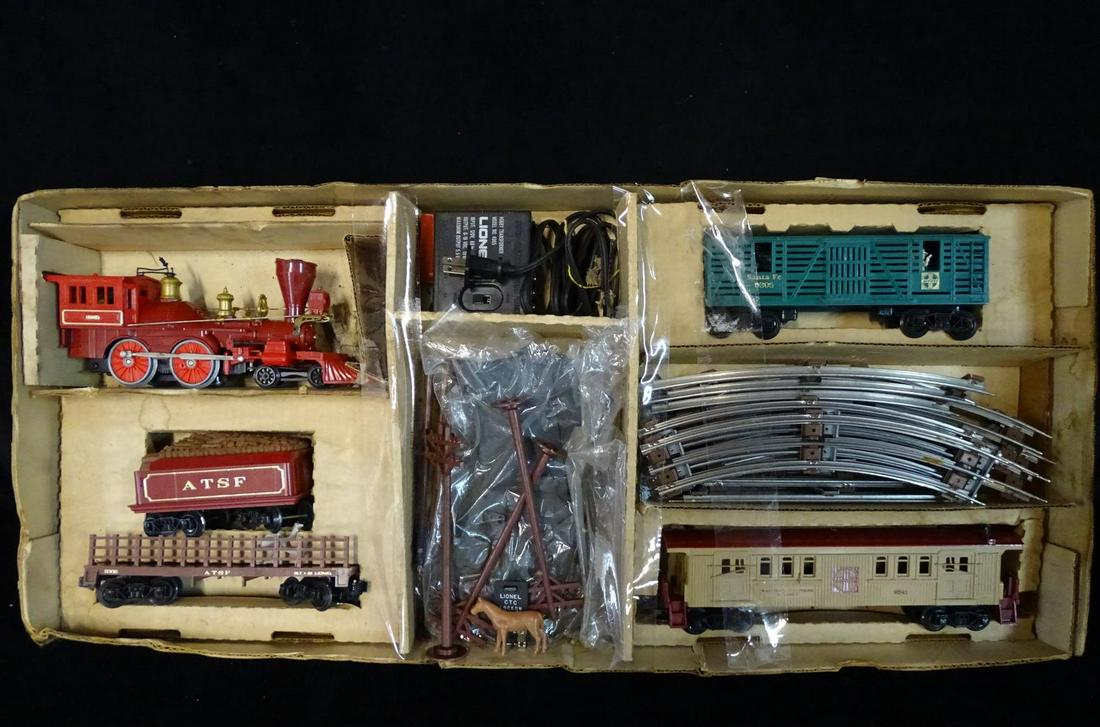 LIONEL SANTA FE TRAIN SET: LIONEL SANTA FE TRAIN SET