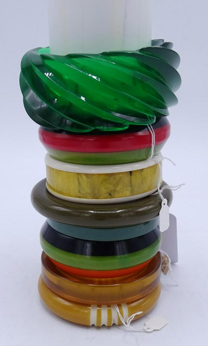 8 BANGLE BRACELETS INC. LUCITE & BAKELITE (GEOFFREY: 8 BANGLE BRACELETS INC. LUCITE & BAKELITE (GEOFFREY BEENE FOUNDATION)