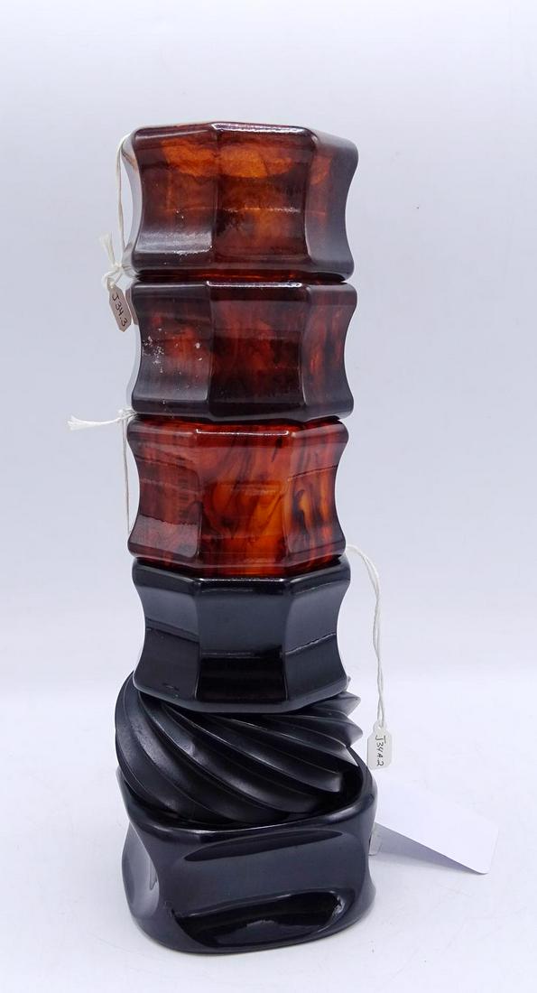6 BANGLE BRACELETS LUCITE & PLASTIC (GEOFFREY BEENE: 6 BANGLE BRACELETS LUCITE & PLASTIC (GEOFFREY BEENE FOUNDATION)