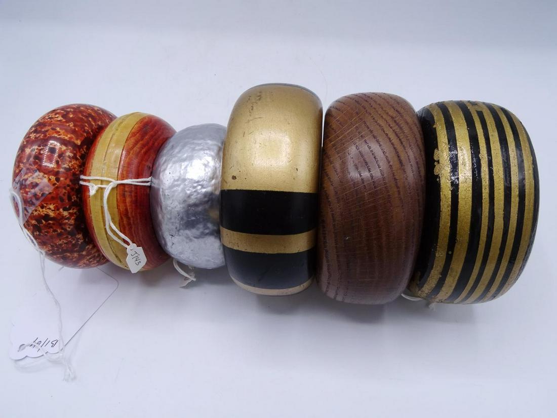 6 WOOD BANGLES (GEOFFREY BEENE FOUNDATION): 6 WOOD BANGLES (GEOFFREY BEENE FOUNDATION)