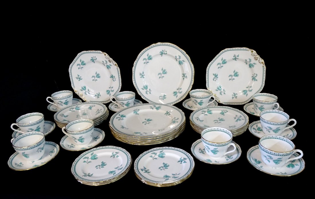 40+ PCS. SPODE "DARLINGTON" PATTERN CHINA: 40+ PCS. SPODE "DARLINGTON" PATTERN CHINA