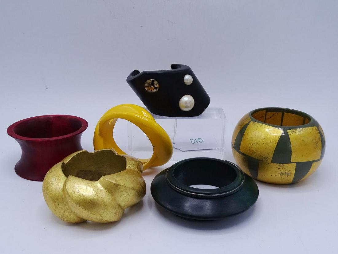 GROUP 6 WOOD BANGLE BRACELETS: GROUP 6 WOOD BANGLE BRACELETS GEOFFREY BEENE FOUNDATION