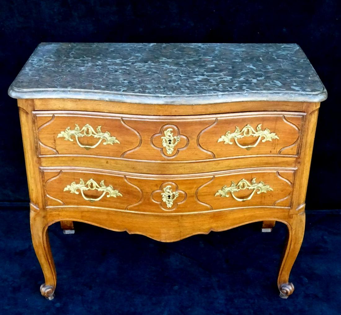 18/19TH C. COUNTRY FRENCH FRUITWOOD MARBLE TOP COMMODE: 18/19TH C. COUNTRY FRENCH FRUITWOOD MARBLE TOP COMMODE 32" X 36" X 19"
