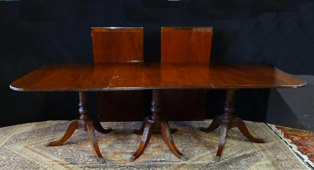 REGENCY STYLE MAHOGANY TRIPLE PEDESTAL DINING TABLE: REGENCY STYLE MAHOGANY TRIPLE PEDESTAL DINING TABLE 30" X 95" X 45" W/2 LEAVES EACH 22"W
