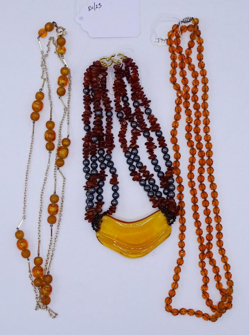 3 AMBER TONE NECKLACES (GEOFFREY BEENE FOUNDATION): 3 AMBER TONE NECKLACES (GEOFFREY BEENE FOUNDATION)