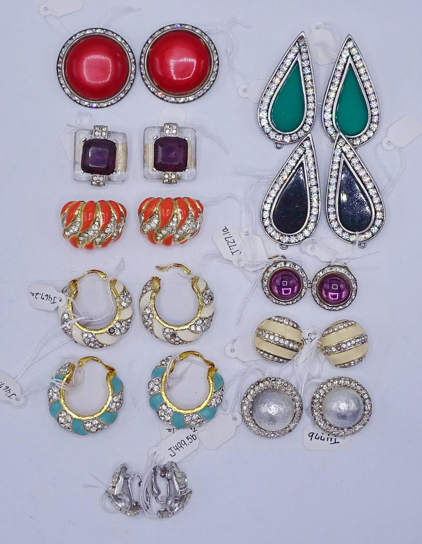 11 PR. CLIP EARRINGS (GEOFFREY BEENE FOUNDATION): 11 PR. CLIP EARRINGS (GEOFFREY BEENE FOUNDATION)