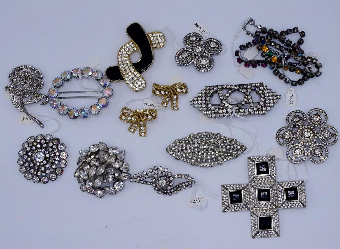 LOT COSTUME JEWELRY INC. RHINESTONE JEWELRY (GEOFFREY: LOT COSTUME JEWELRY INC. RHINESTONE JEWELRY (GEOFFREY BEENE FOUNDATION)