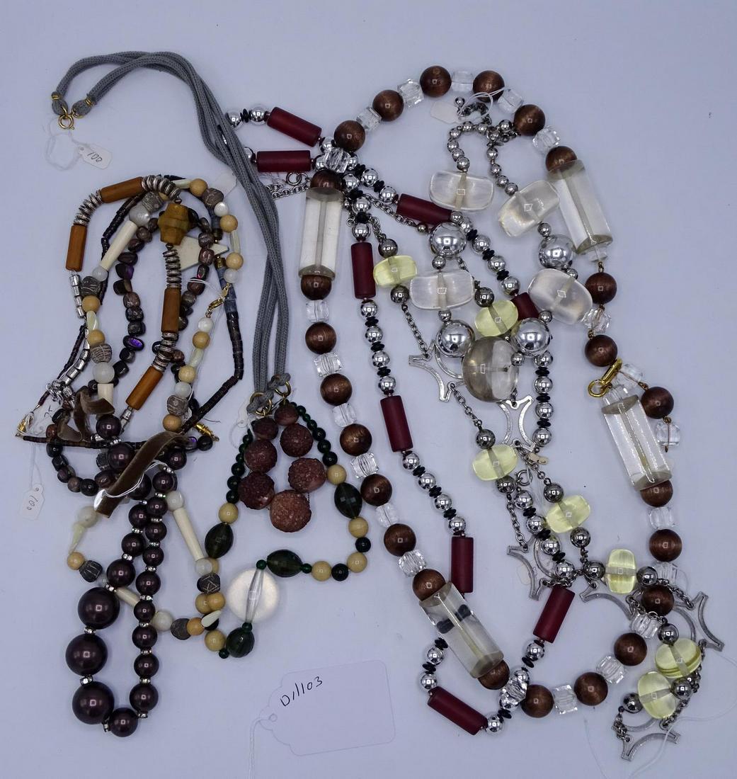 TRAY 10 NECKLACES (GEOFFREY BEENE FOUNDATION): TRAY 10 NECKLACES (GEOFFREY BEENE FOUNDATION)