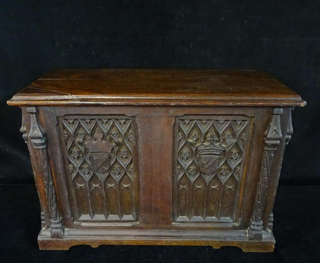 ANTIQUE OAK GOTHIC 2 DOOR TABLE TOP CABINET 16"H 23"W: ANTIQUE OAK GOTHIC 2 DOOR TABLE TOP CABINET 16"H 23"W 11"D