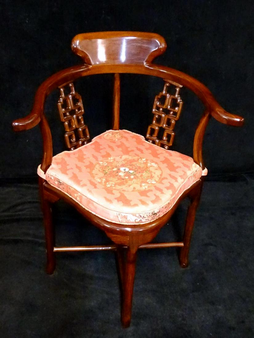 ASIAN CARVED ROSEWOOD CORNER CHAIR 33"H 27"W 22"D: ASIAN CARVED ROSEWOOD CORNER CHAIR 33"H 27"W 22"D